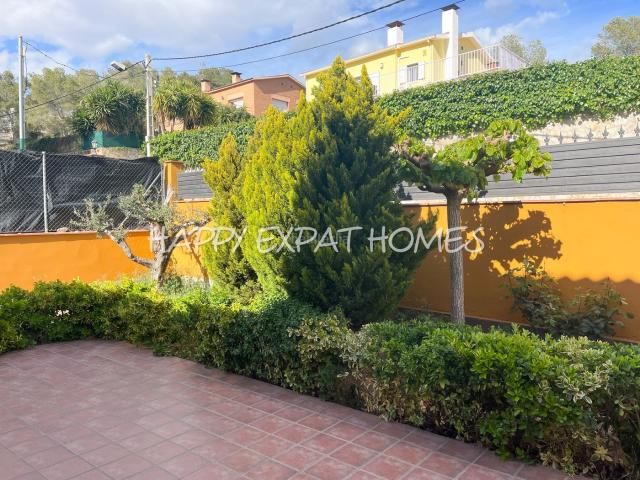 Chalet en venta en Olivella. Chalets.