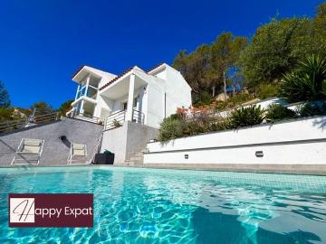 Chalet en venta en Olivella, Barcelona