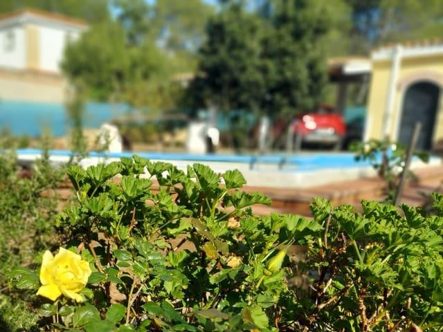 Chalet en venta en Olocau, Valencia