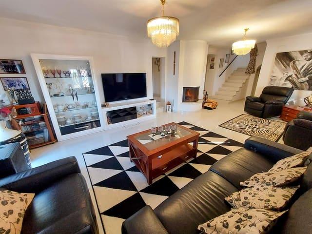 Chalet en venta en Olocau, Valencia