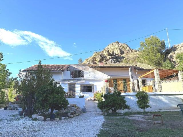 Chalet en venta en Orxeta. Chalets.