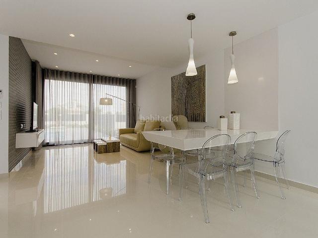 Chalet en venta en Orihuela, Campoamor. VILLA DE OBRA NUEVA EN ORIHUELA COSTA CAMPOAMOR. Chalets.