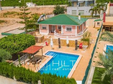 Chalet en venta en Orihuela, Alicante