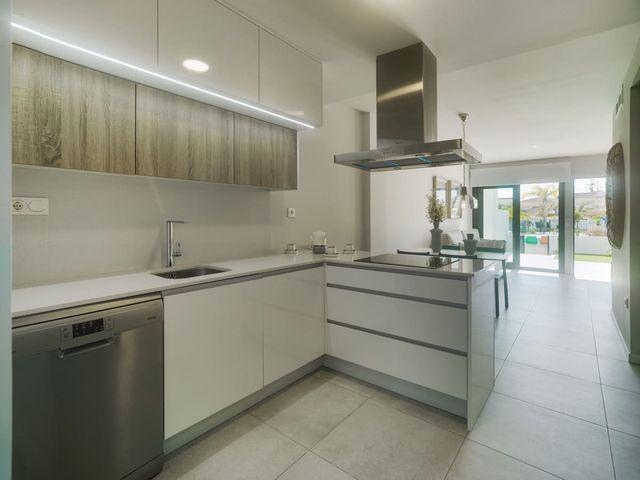 Chalet en venta en Orihuela, Alicante