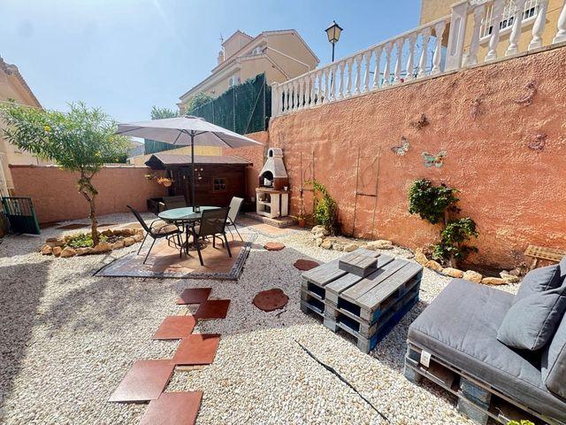 Chalet en venta en Orihuela, Alicante