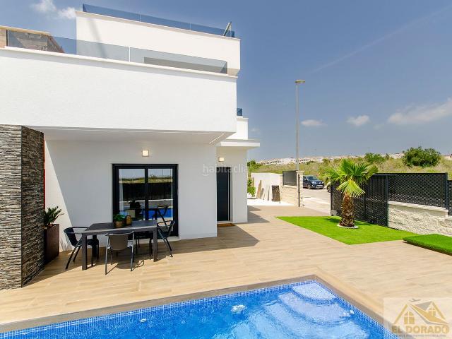Chalet en venta en Orihuela, Desamparados Hurchillo Torremendo. OrihuelaVilla. Chalets.