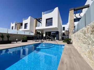 Chalet en venta en Orihuela, Punta Prima