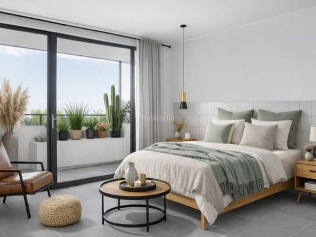 Chalet en venta en Orihuela, Villamartín Las Filipinas. Villa de 3 dormitorios y 2 baños con piscina y jardín en Villamartin. Chalets.