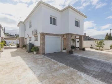 Chalet en venta en Otura, Granada