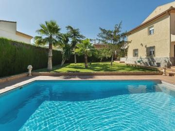 Chalet en venta en Otura, Granada