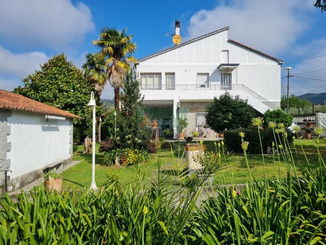 Chalet en venta en Ourense, Ventiun. Chalets.
