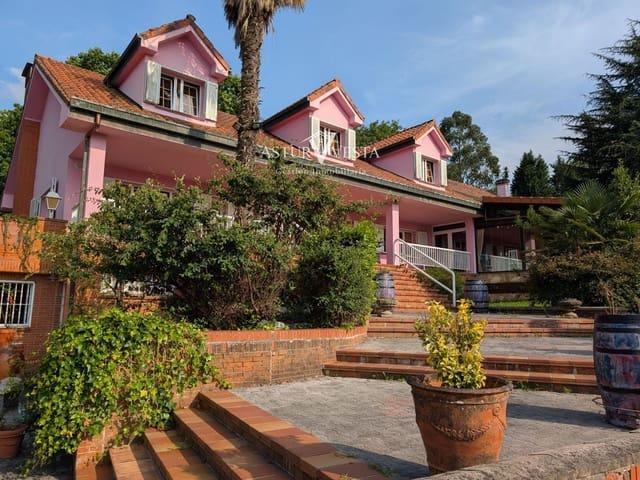 Chalet en venta en Oviedo, Asturias