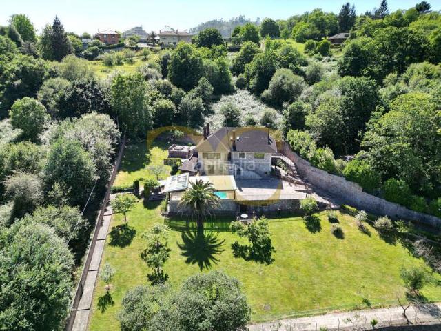Chalet en venta en Oviedo, San Claudio Trubia Las Caldas. Máxima privacidad Chalet con piscina a 7 minutos de Oviedo. Chalets.