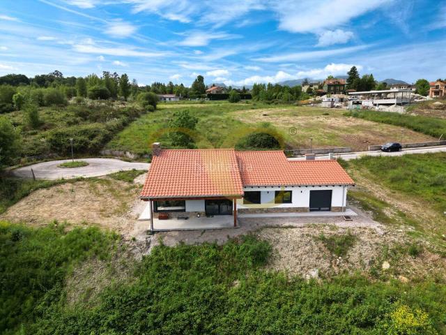 Chalet en venta en Oviedo, San Claudio Trubia Las Caldas. Exclusiva Vivienda unifamiliar a un paso de Oviedo. Chalets.