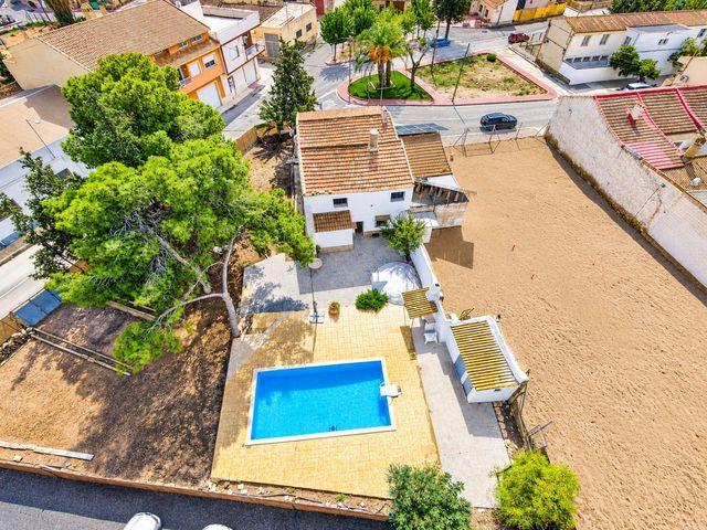 Chalet en venta en Los Martinez del Puerto, Murcia