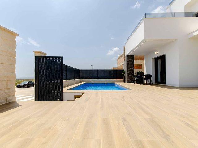 Chalet en venta en Los Montesinos, Alicante Costa Blanca