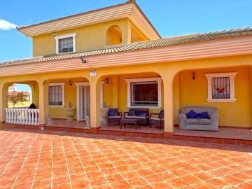 Chalet en venta en Los Balcones, Alicante Costa Blanca