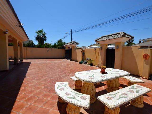 Chalet en venta en Los Balcones, Alicante Costa Blanca
