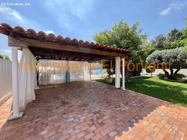 Chalet en Venta en Los Torrentes, Valencia
