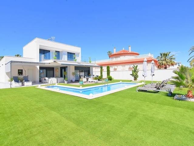 Chalet en venta en Los Urrutias, Murcia Costa Cálida