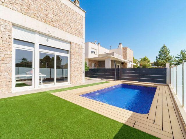 Chalet en venta en La Alcayna, Murcia