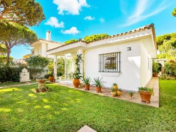 Chalet en venta en Chiclana de la Frontera, Cádiz Costa de la Luz