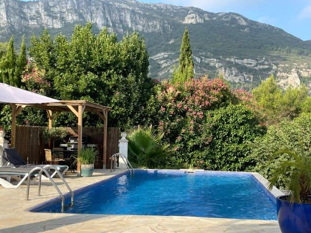 Chalet en venta en La Drova, Valencia Costa Valencia