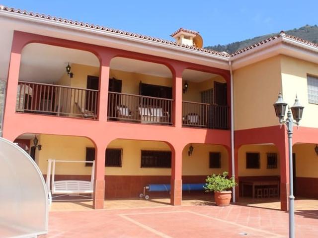 Chalet en venta en La Orotava, Tenerife