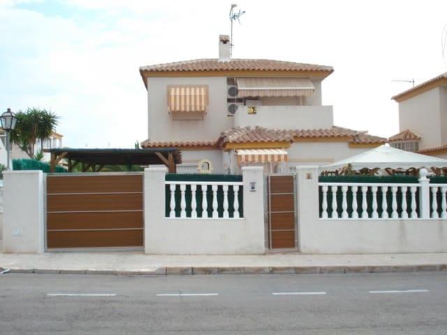 Chalet en venta en La Mata, Alicante Costa Blanca