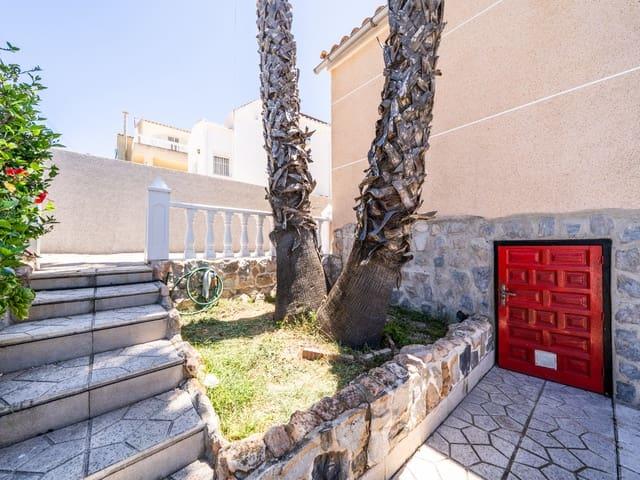 Chalet en venta en La Marina, Alicante Costa Blanca