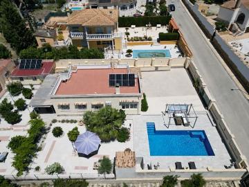 Chalet en venta en La Marina, Alicante Costa Blanca