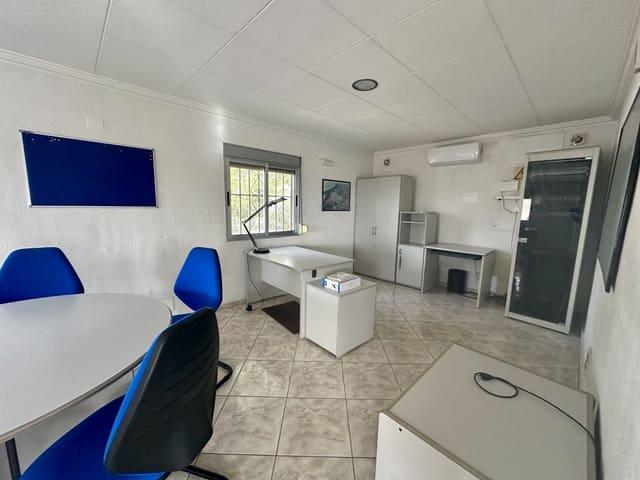 Chalet en venta en La Marina, Alicante Costa Blanca