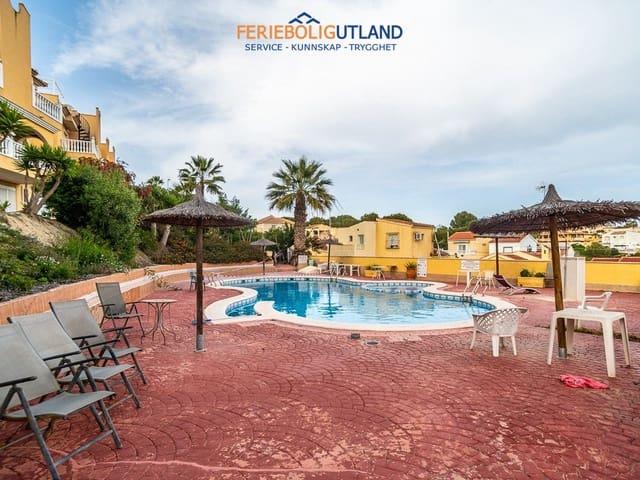 Chalet en venta en La Marina, Alicante Costa Blanca