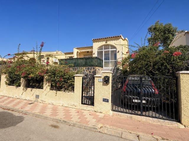 Chalet en venta en La Marina, Alicante Costa Blanca