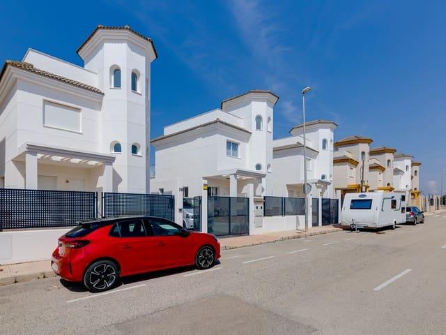 Chalet en venta en La Marina, Alicante Costa Blanca