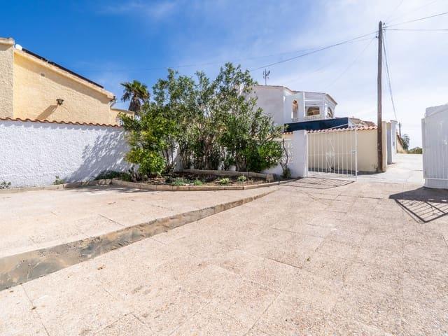 Chalet en venta en La Marina, Alicante Costa Blanca
