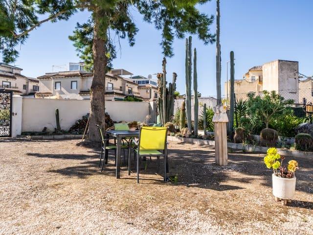 Chalet en venta en La Marina, Alicante Costa Blanca