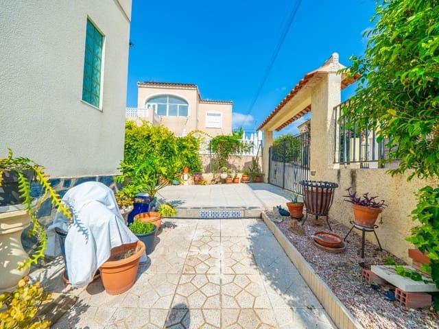 Chalet en venta en La Marina, Alicante Costa Blanca