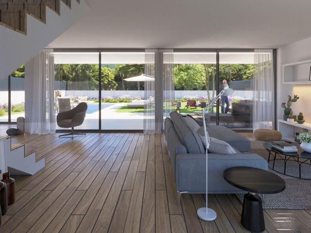Chalet en venta en La Marina, Alicante Costa Blanca