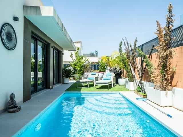 Chalet en venta en La Marina, Alicante Costa Blanca