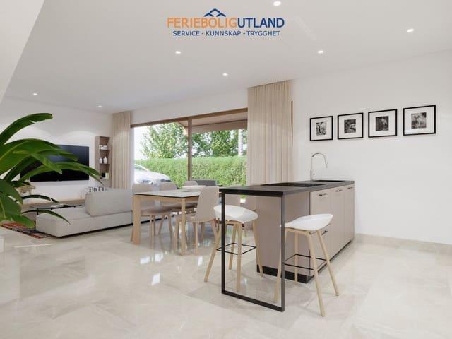 Chalet en venta en La Marina, Alicante Costa Blanca