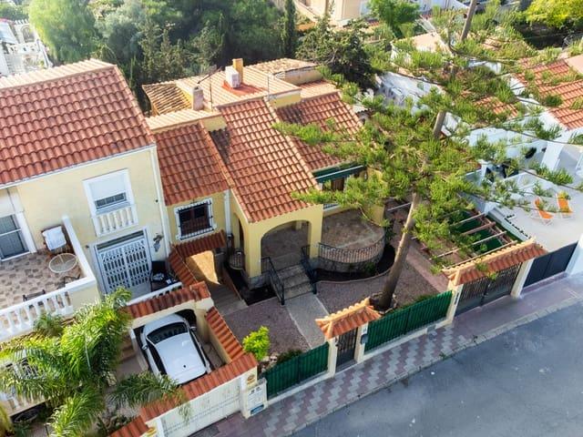 Chalet en venta en La Marina, Alicante Costa Blanca