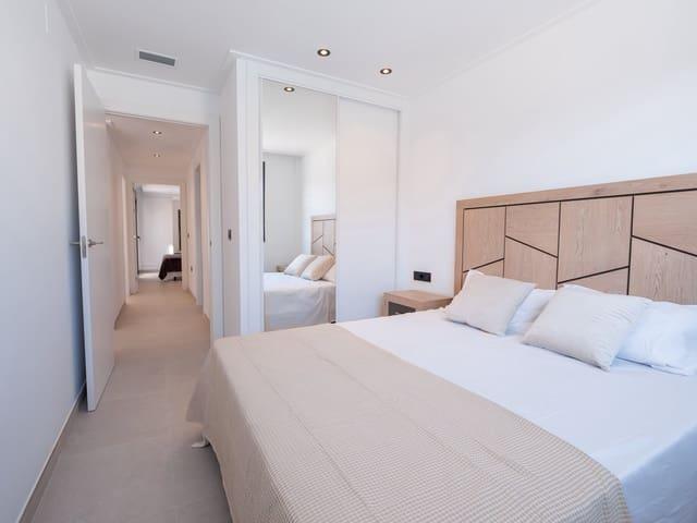 Chalet en venta en La Marina, Alicante Costa Blanca