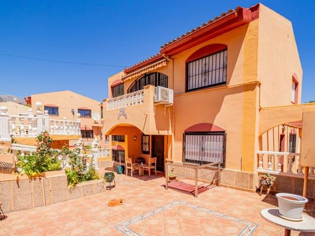 Chalet en venta en La Nucia, Alicante Costa Blanca