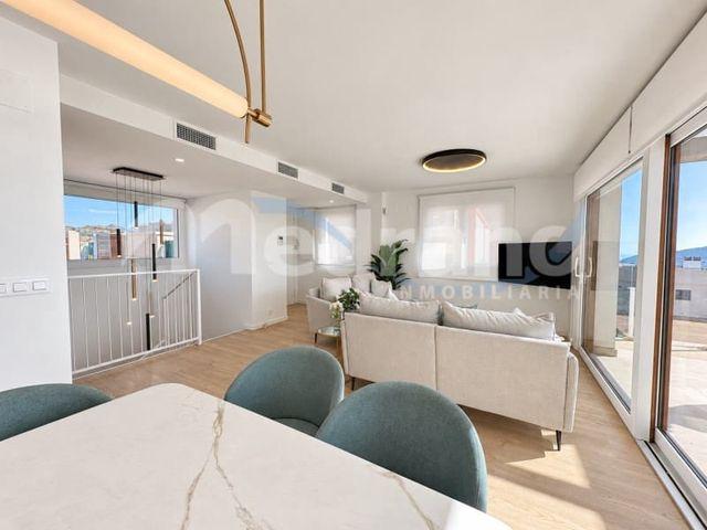 Chalet en venta en La Nucia, Alicante Costa Blanca