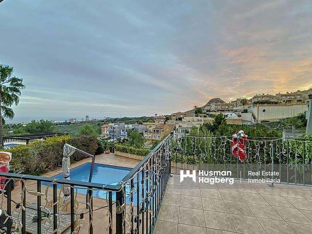 Chalet en venta en La Nucia, Alicante Costa Blanca