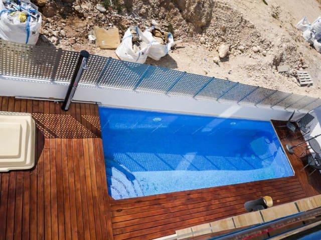Chalet en venta en La Nucia, Alicante Costa Blanca