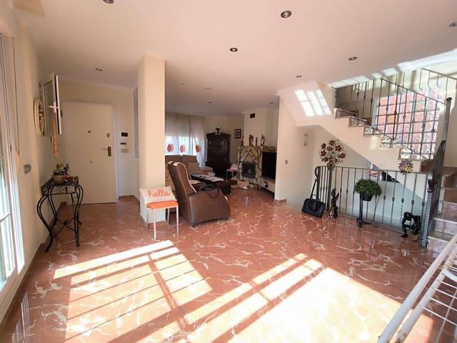 Chalet en venta en La Nucia, Alicante Costa Blanca