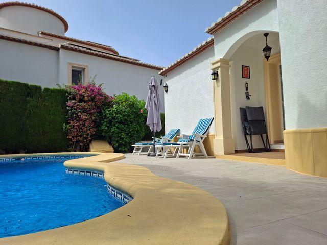 Chalet en venta en La Sella, Alicante Costa Blanca