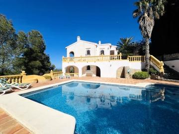 Chalet en venta en La Sella, Alicante Costa Blanca
